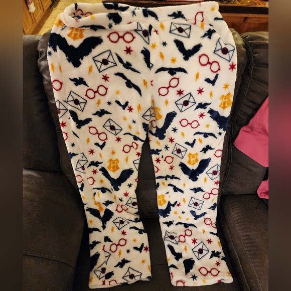 Harry Potter fleece pjs - Picture 1 of 1